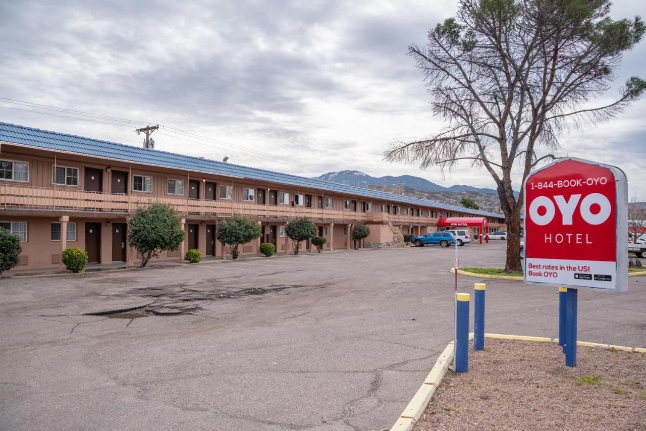 Oyo Hotel Globe / Miami Az - Highway 60 Exterior photo